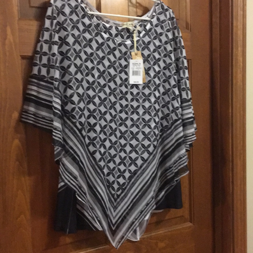 NWT 2pc blouse w/scarf overlay 2X